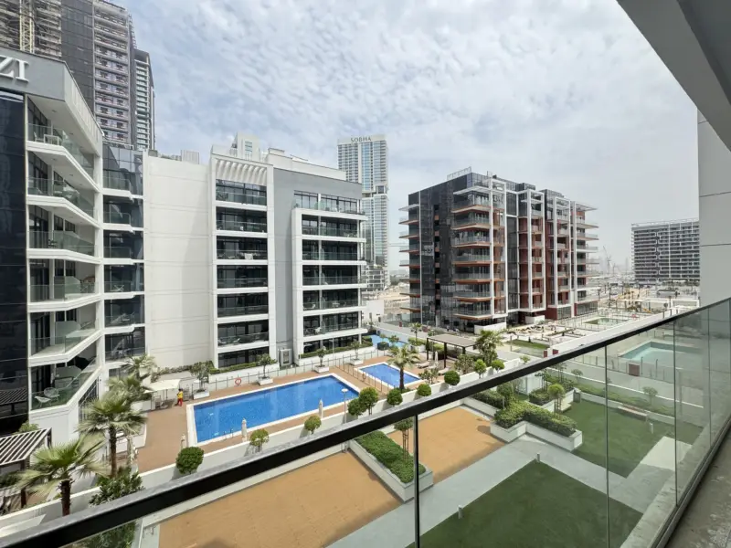 2 Bed Apartment for rent in Azizi Riviera, Meydan