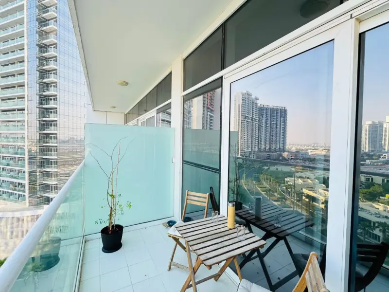 Furnished Studio | Multiple Cheques | Golf View — photo 4
