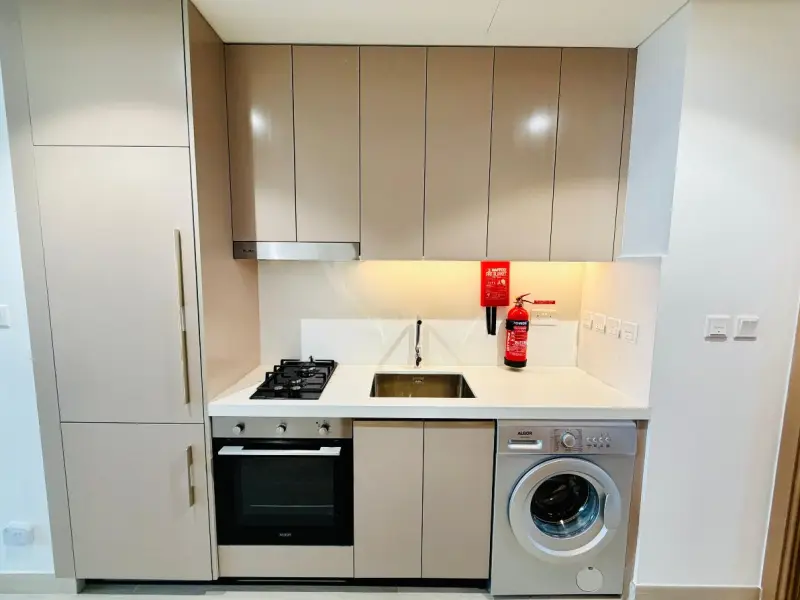 BIGGER LAYOUT l OPEN VIEW l HIGH FLOOR