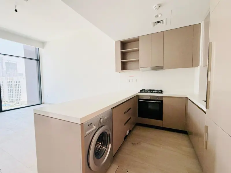 Bigger layout / High floor / Multiple units — photo 5