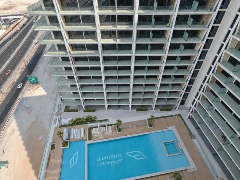 1 BR Apartment with Shared Pool and Gym